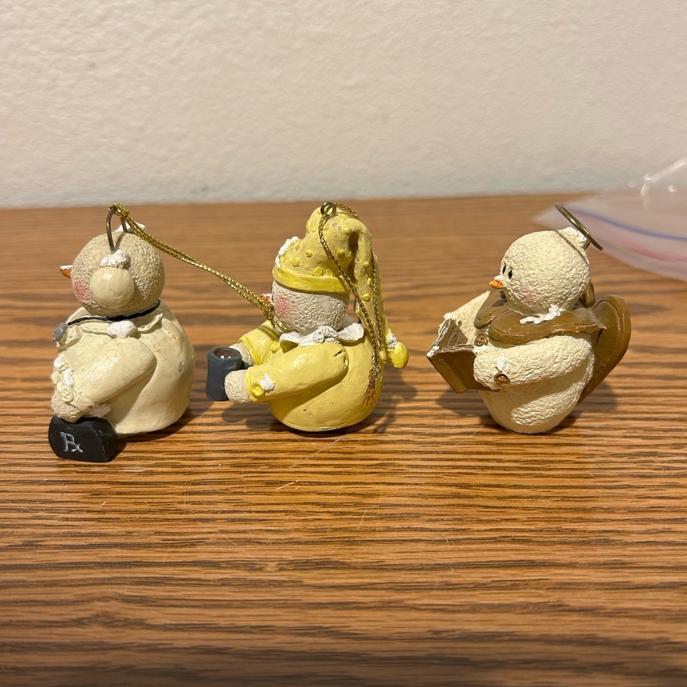 Adorable Trio of Snowberry Snowman Ornaments - Picture 7 of 7